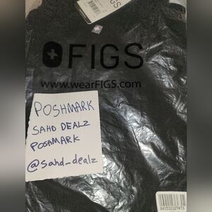 Women's Figs Zamora Scrub Pants black